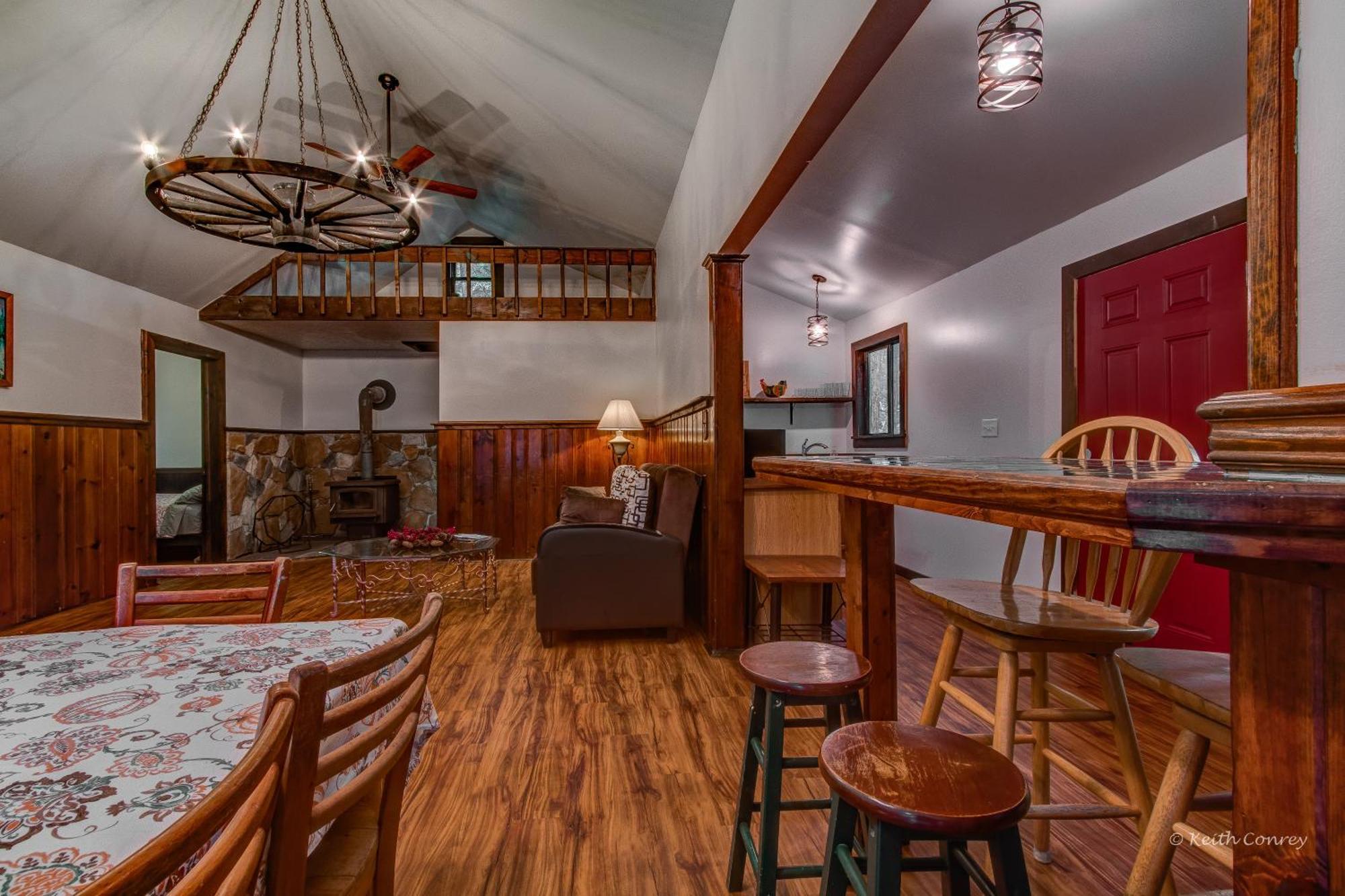 Magnolia Streamside Resort Canadensis Rom bilde
